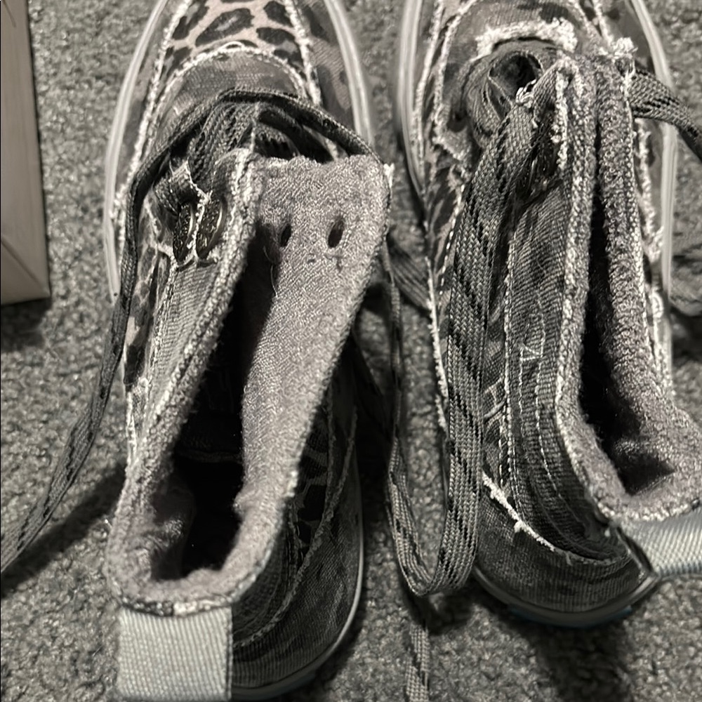 Stylish Gray Women’s Shoes